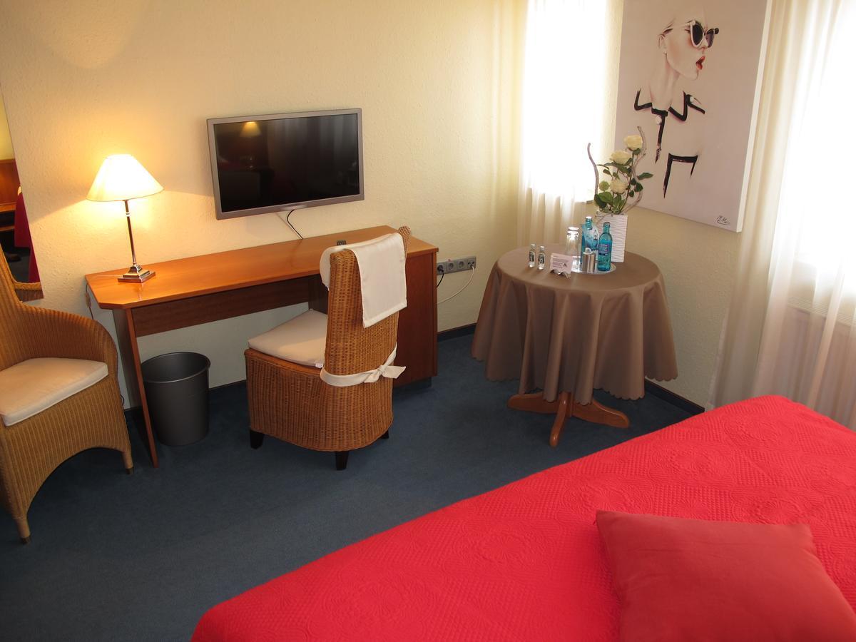 Burghotel Muenzenberg 외부 사진